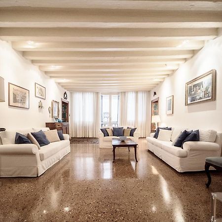 Accademia Terrazza Apartment Venice Ngoại thất bức ảnh