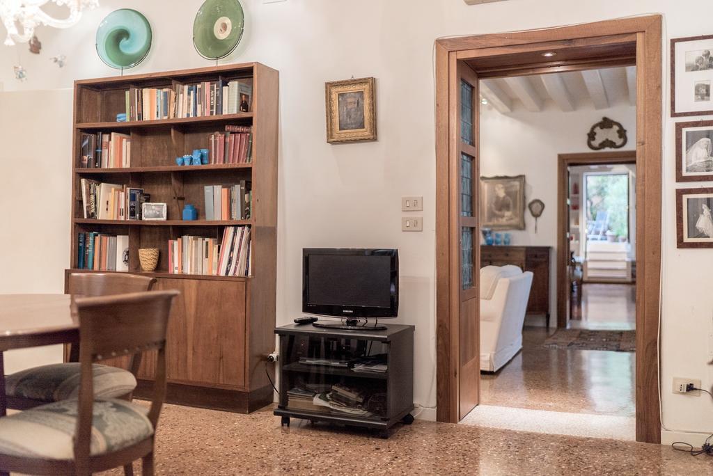 Accademia Terrazza Apartment Venice Ngoại thất bức ảnh