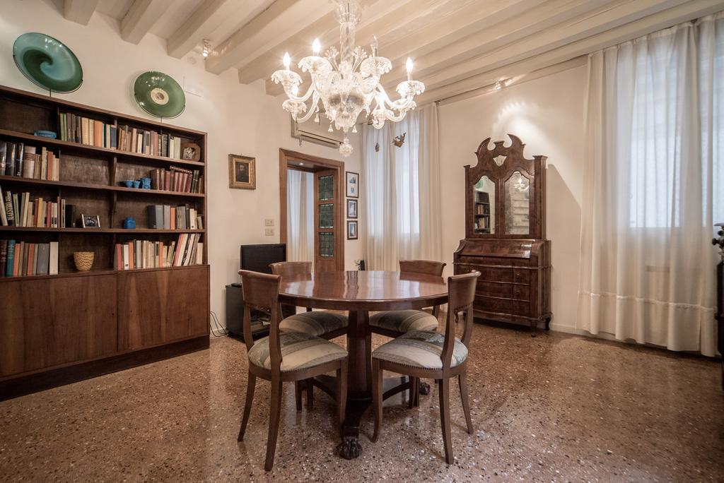Accademia Terrazza Apartment Venice Ngoại thất bức ảnh