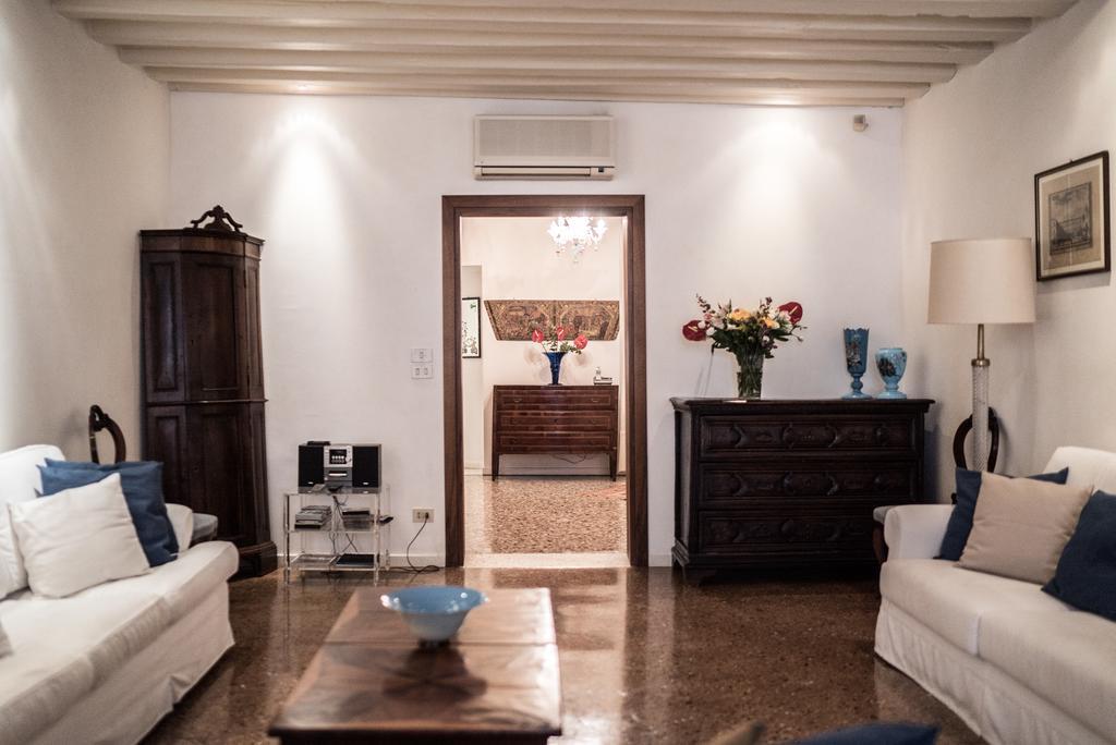 Accademia Terrazza Apartment Venice Ngoại thất bức ảnh