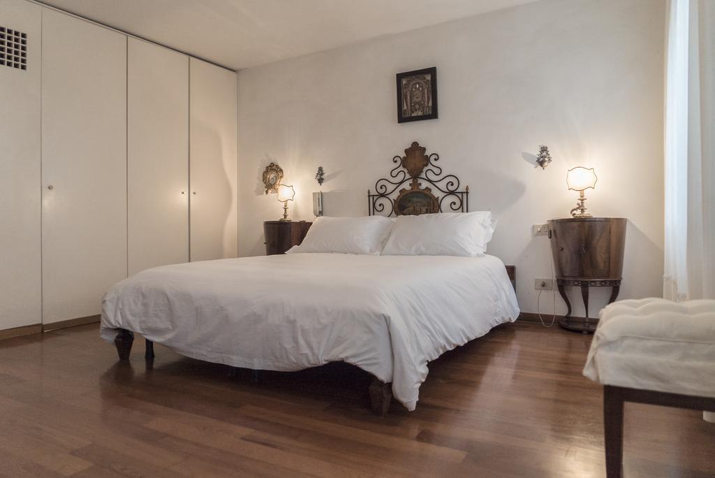 Accademia Terrazza Apartment Venice Ngoại thất bức ảnh