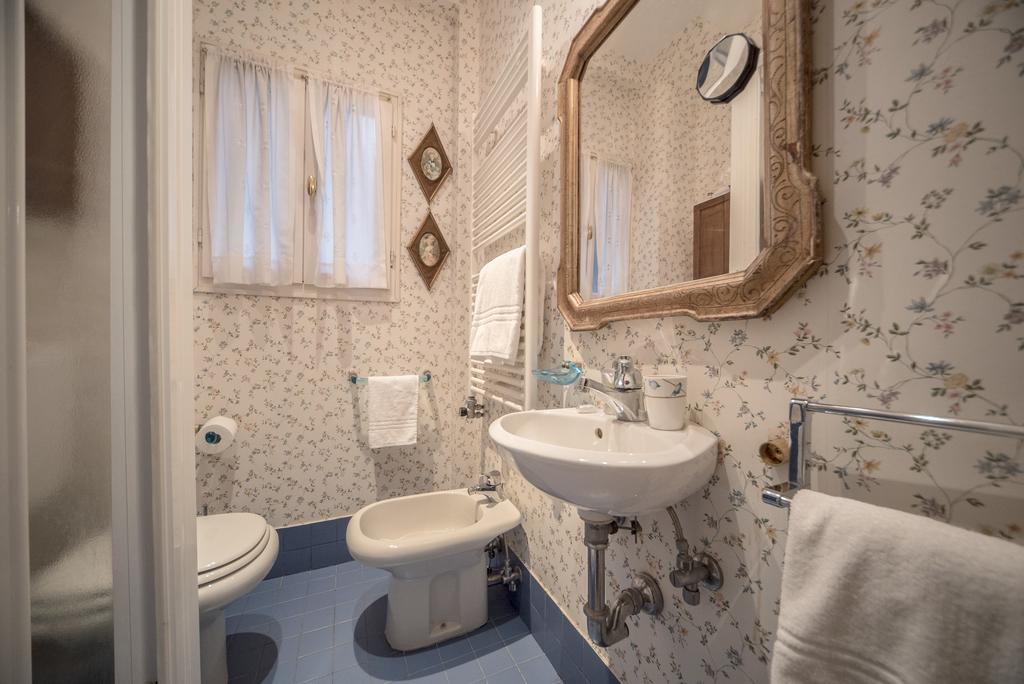 Accademia Terrazza Apartment Venice Ngoại thất bức ảnh