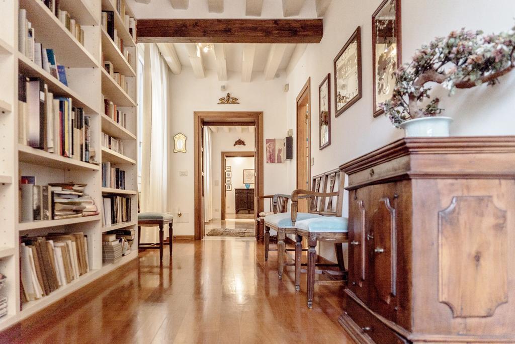 Accademia Terrazza Apartment Venice Ngoại thất bức ảnh